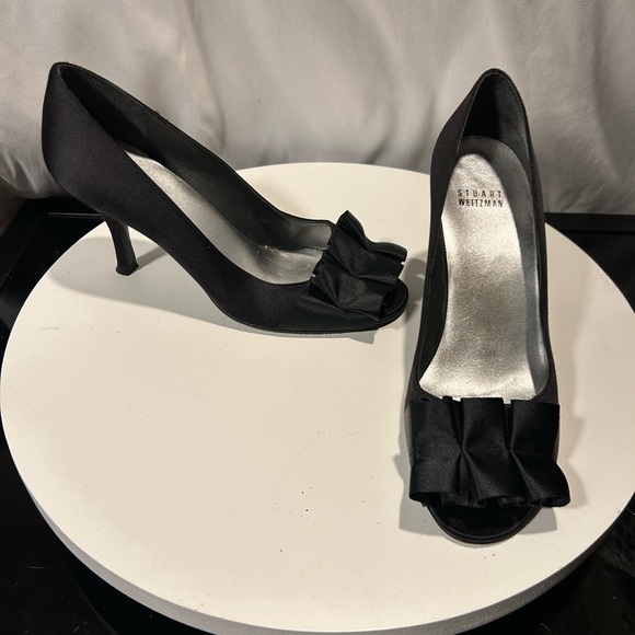 Stuart Weitzman Black Satin Open Toe Gigiritz Heels - Picture 2 of 5